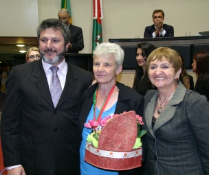 Deputado Padre Pedro, Irmã Almira e a deputada Luci